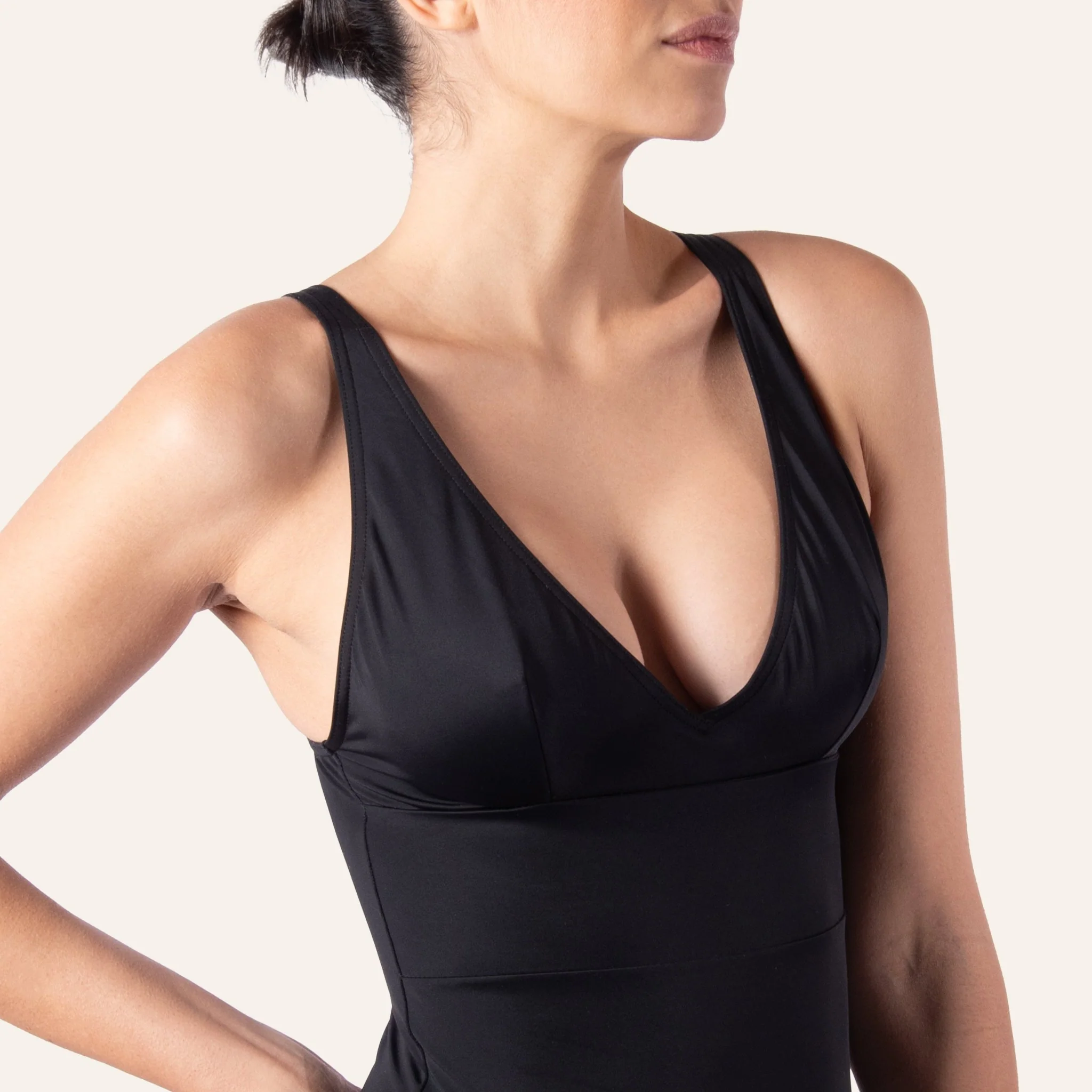 Elegant Black - Image 2