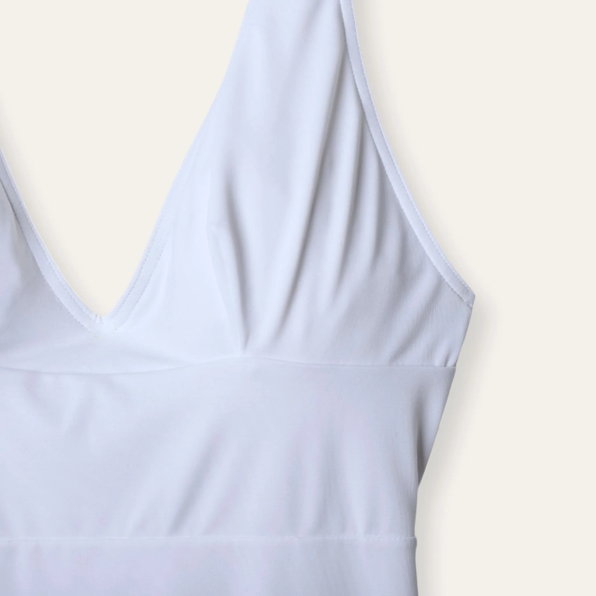 Elegant White - Image 3